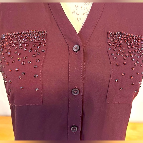 Express Rhinestoned Sleeveless Blouse - Picture 4 of 7